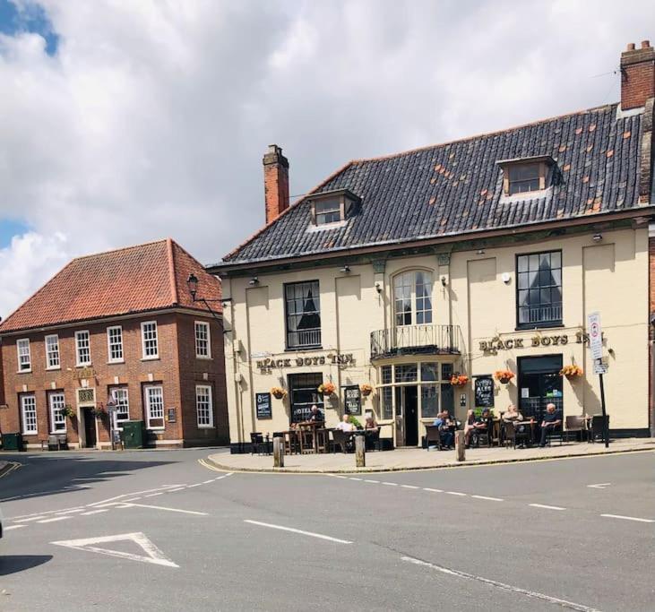 The Town House Villa Aylsham Eksteriør bilde